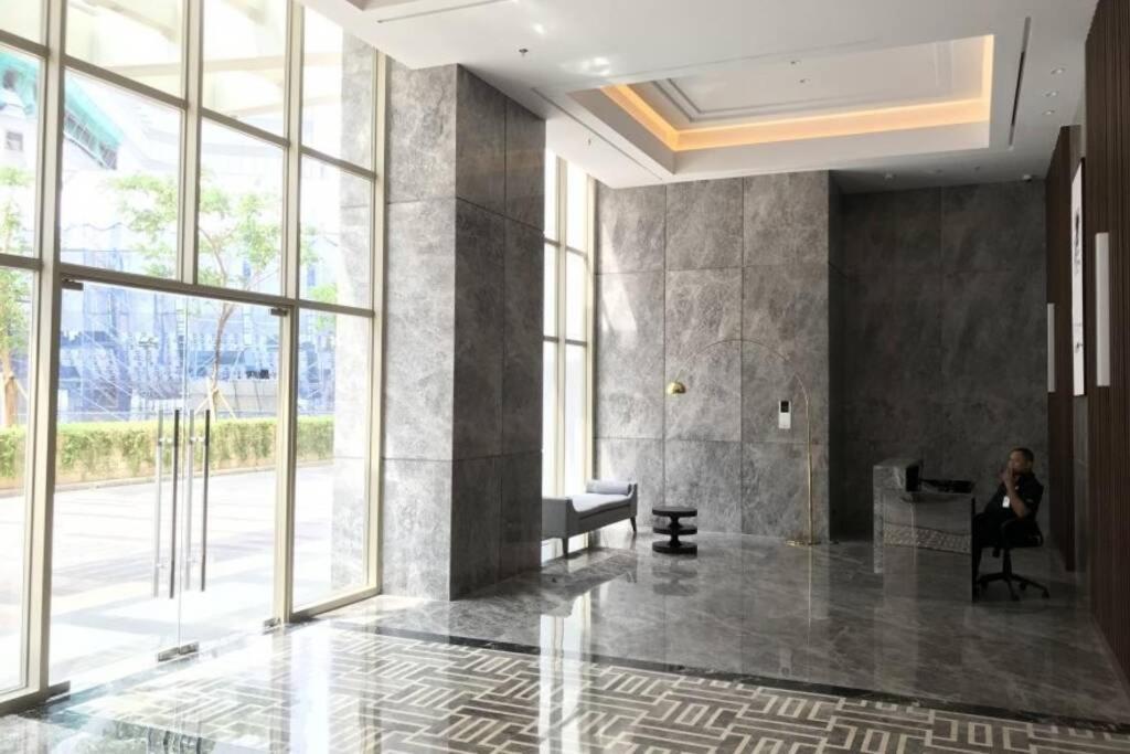 Homy 2 Bedroom Apartment Near Shopping Malls Yakarta Exterior foto